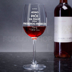 Medeni mesec poklon čaša za vino